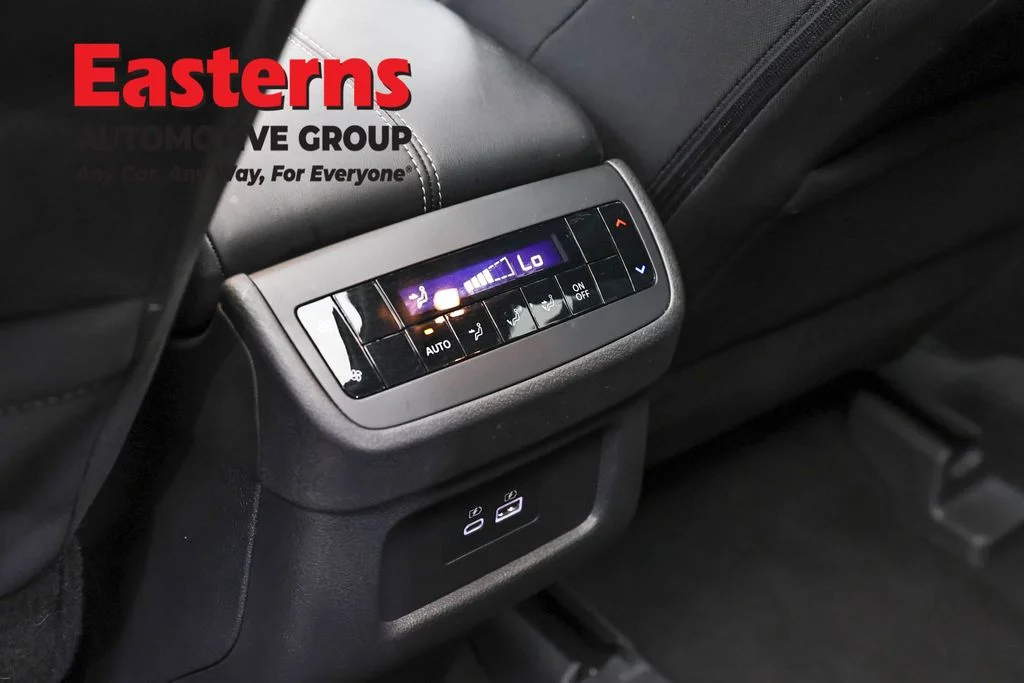 Used 2023 White Nissan SV image 23