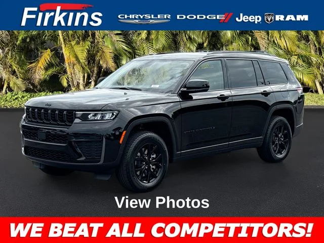 New 2026 Diamond Black Crystal Pearl-Coat Exterior Paint Jeep Laredo image 1
