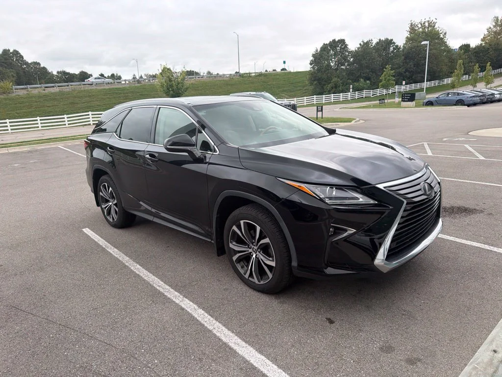 Used 2019 Obsidian Lexus 350L Luxury image 4