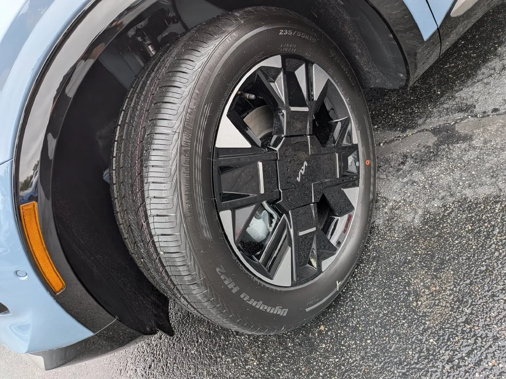 New 2027 Heritage Blue Kia SX-Prestige image 35
