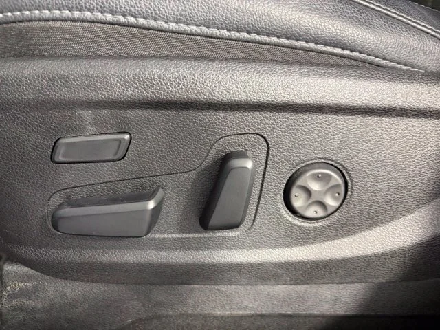 Used 2024 Black Kia SX image 24