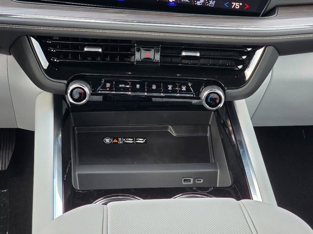 2026 Chevrolet Tahoe Premier - Photo 13