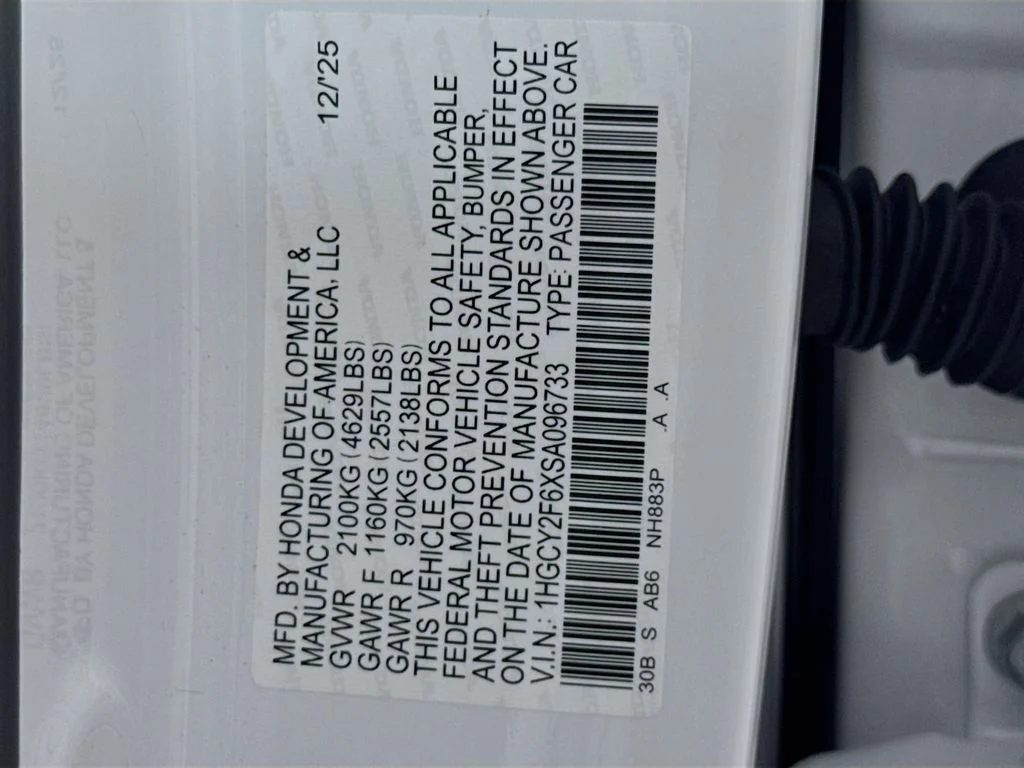 Certified Used 2025 Platinum Honda EX-L image 39