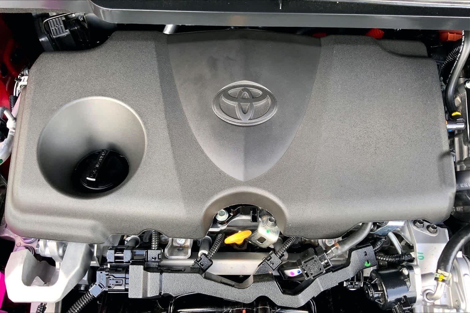 Used 2026 Ruby Flare Pearl Toyota XSE image 32