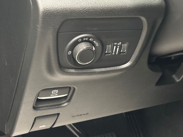 2023 Jeep Grand Cherokee Altitude - Photo 17