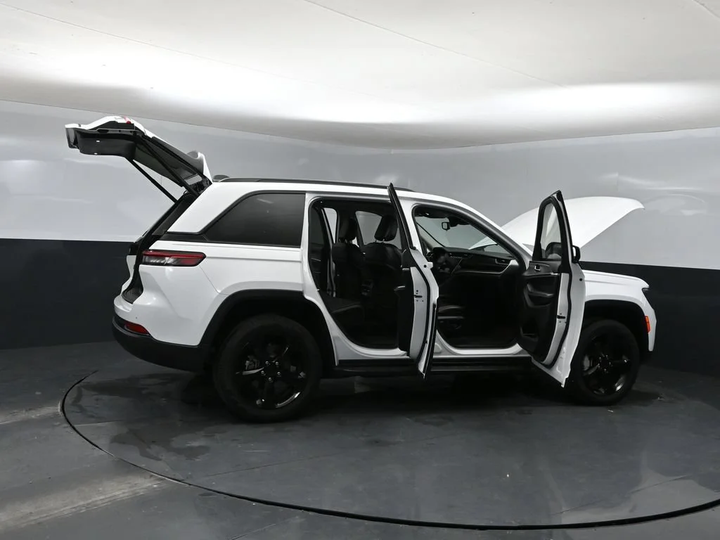 Certified Used 2023 White Jeep Limited image 38