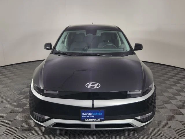 Used 2024 Black Hyundai SEL image 8