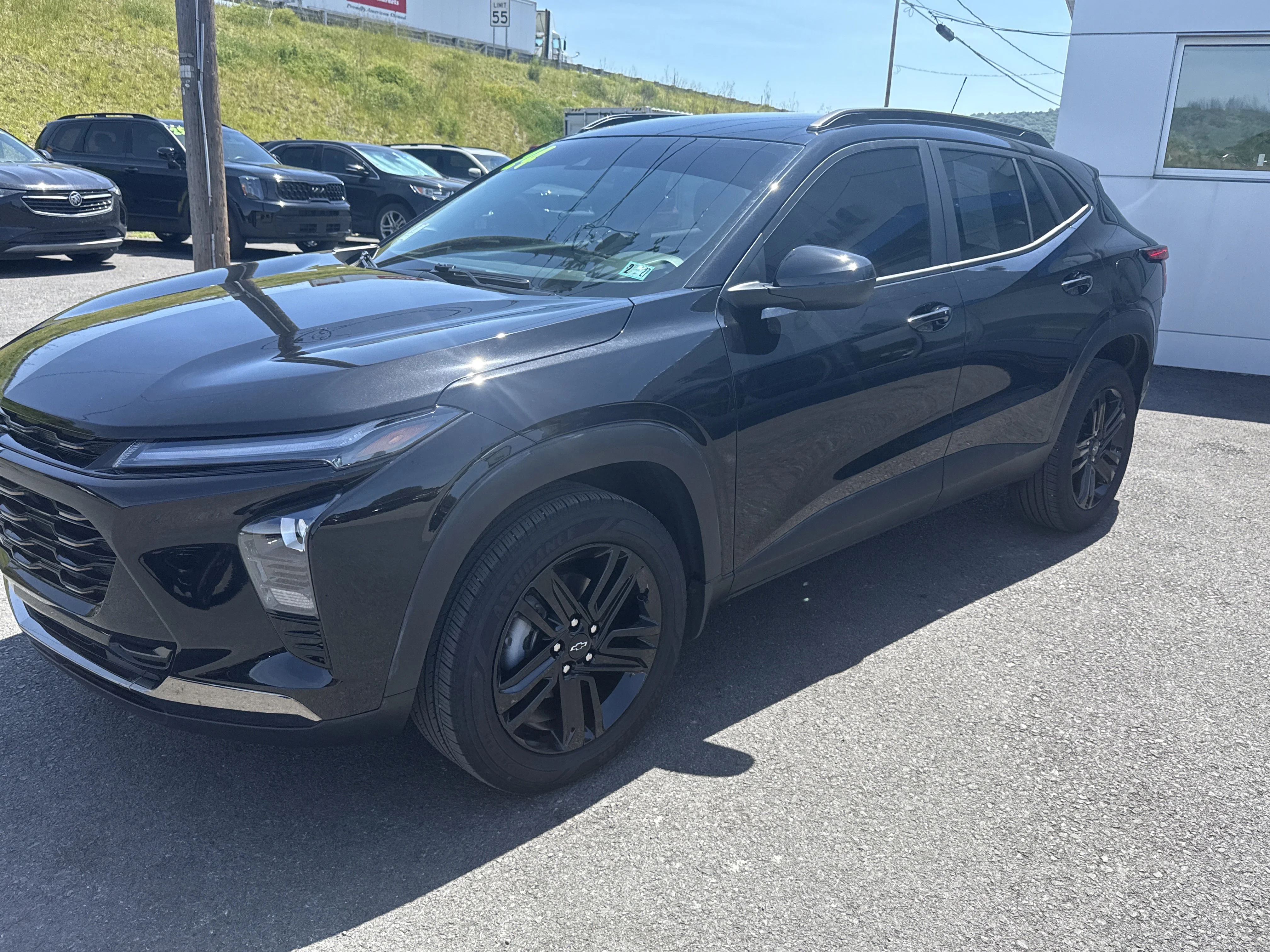 Used 2024 Mosaic Black Metallic Chevrolet ACTIV image 6