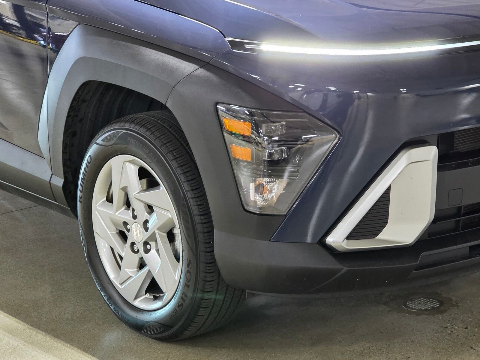 Used 2024 Denim Blue Pearl Hyundai SE image 10