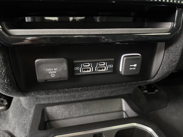 New 2026 High Gloss Black Exterior Paint Jeep Limited Altitude image 22