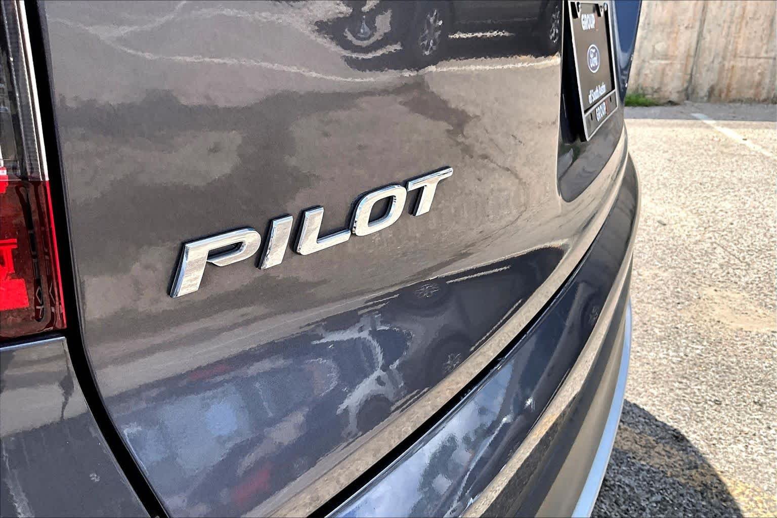 Used 2019 Modern Steel Metallic Honda EX-L image 10