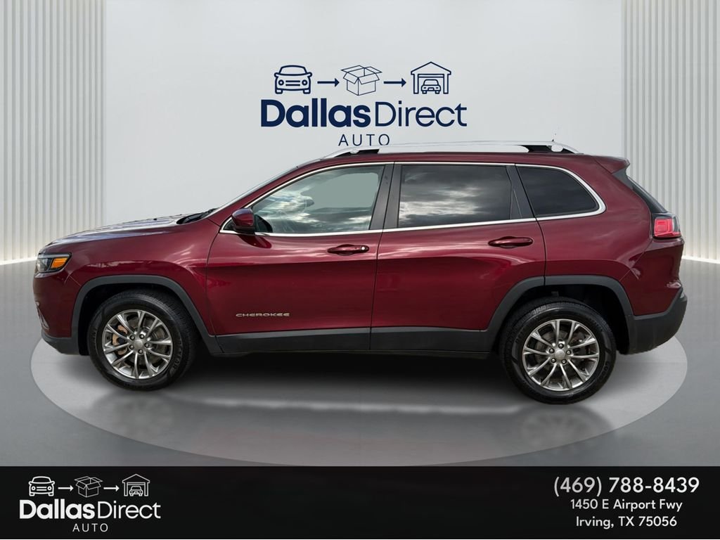Used 2019 Velvet Red Pearlcoat Jeep Latitude Plus image 9