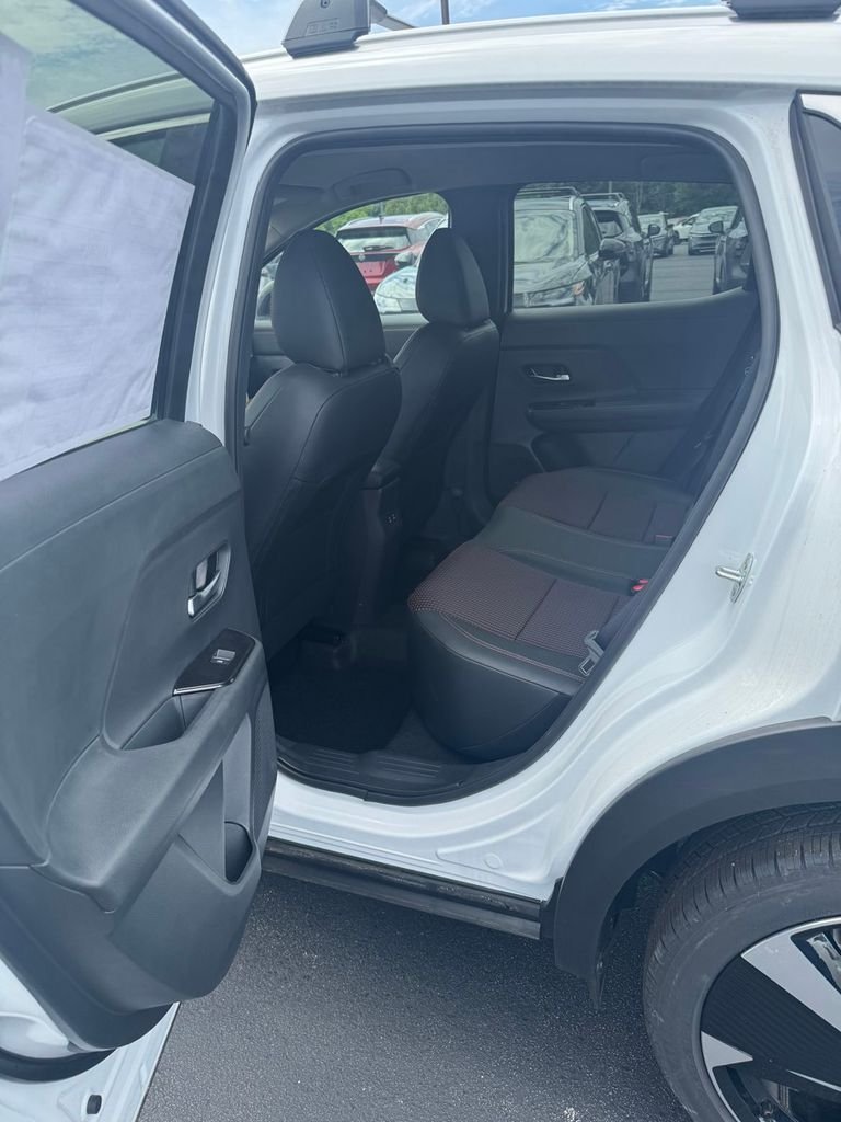 New 2026 Aspen White TriCoat Nissan SR image 12