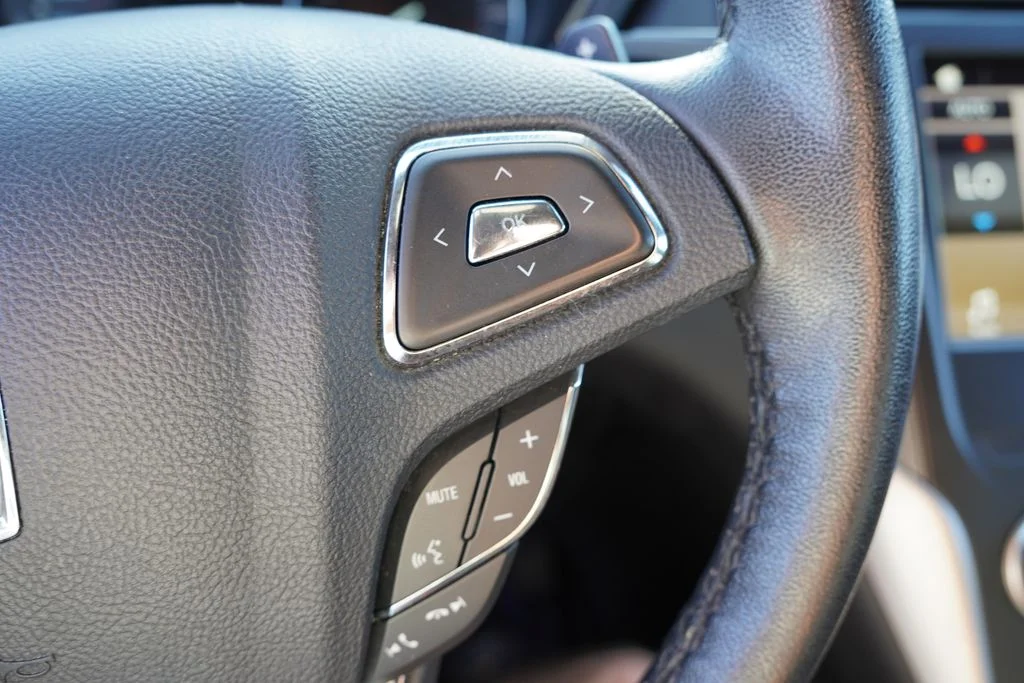 Certified Used 2017 Gray Lincoln Premiere image 32
