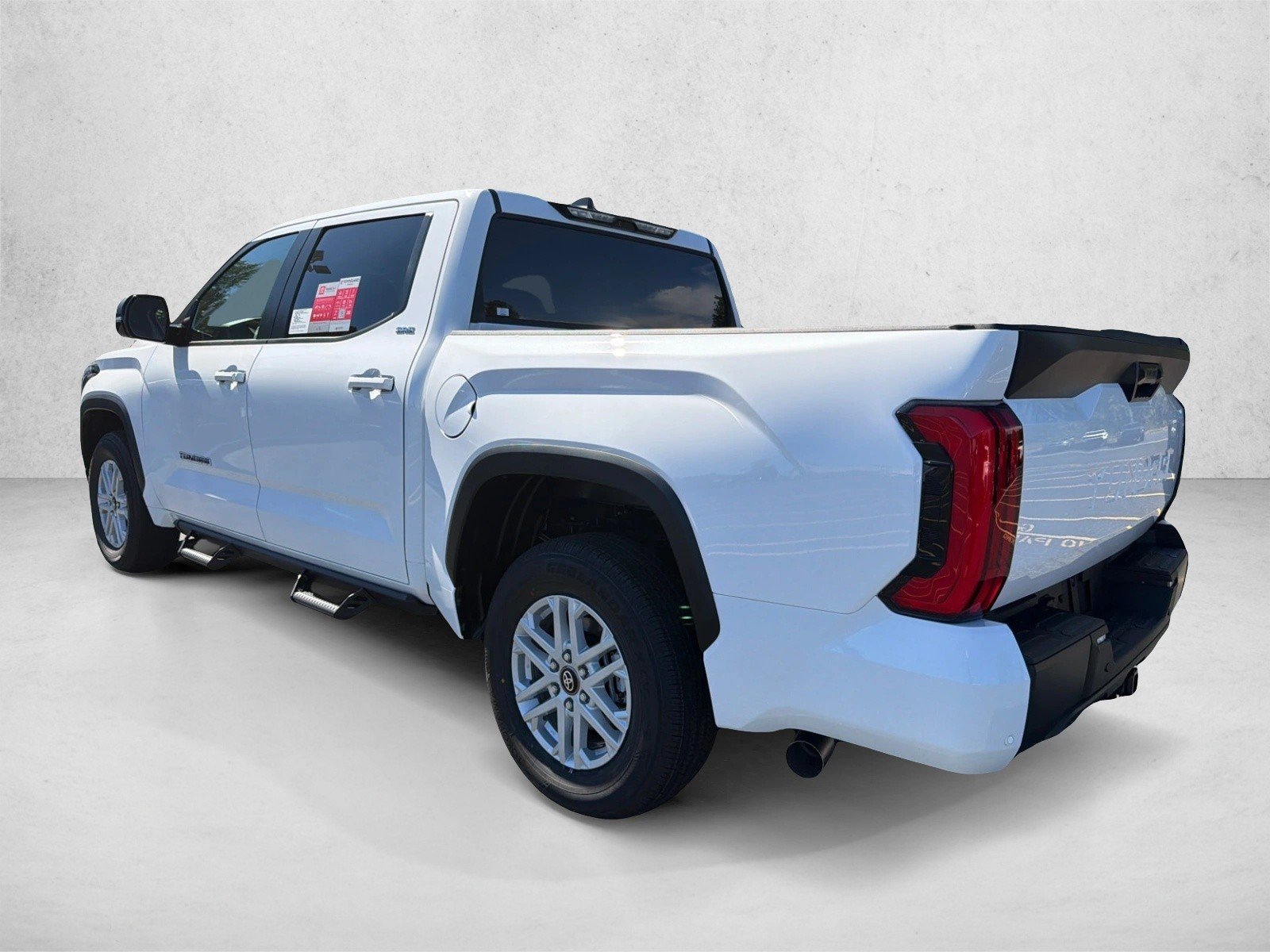 New 2026 Ice Cap Toyota SR5 image 5