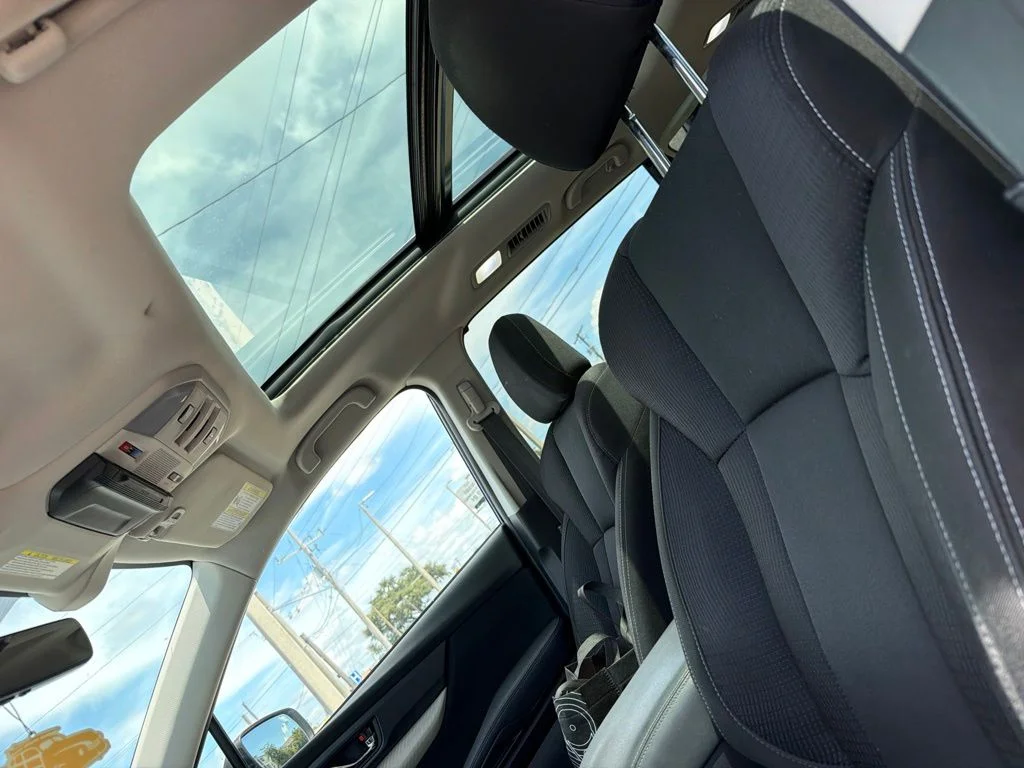 Used 2020 White Subaru Premium image 7