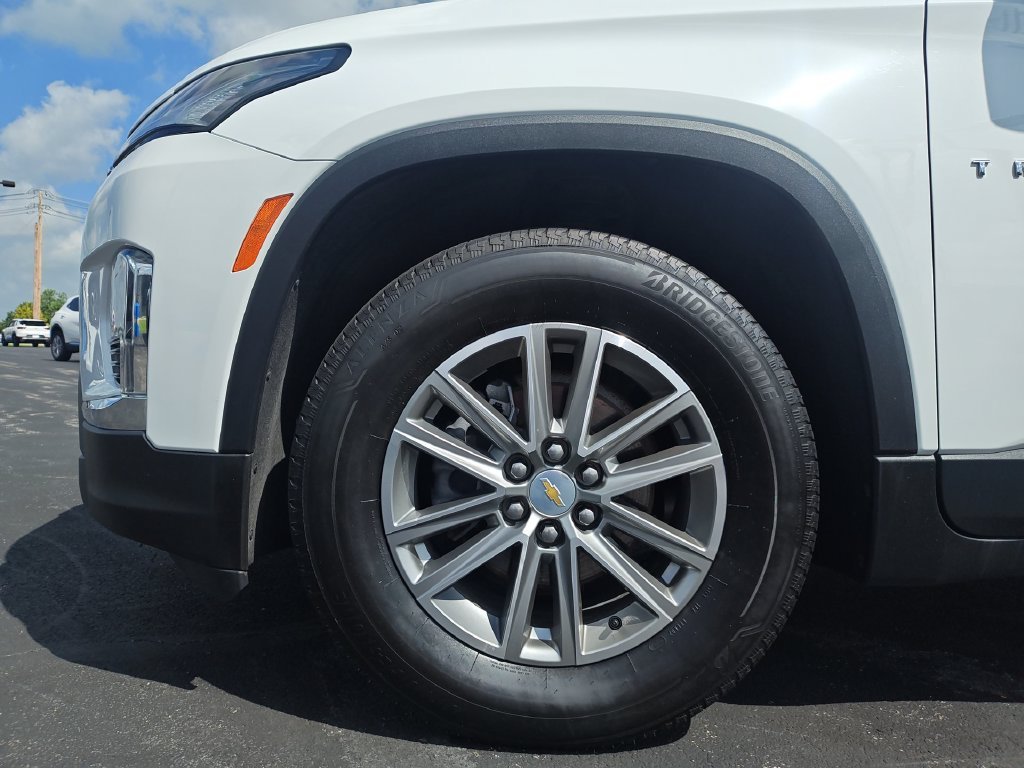 Used 2023 White Chevrolet LT image 10