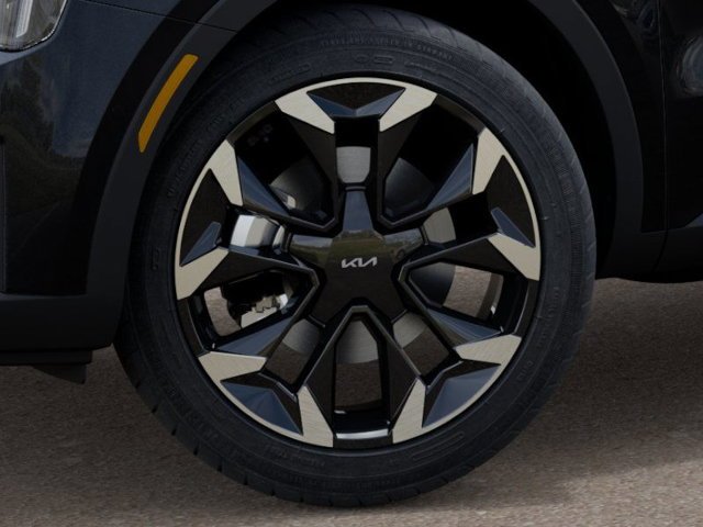 New 2025 Gray Kia SX image 9