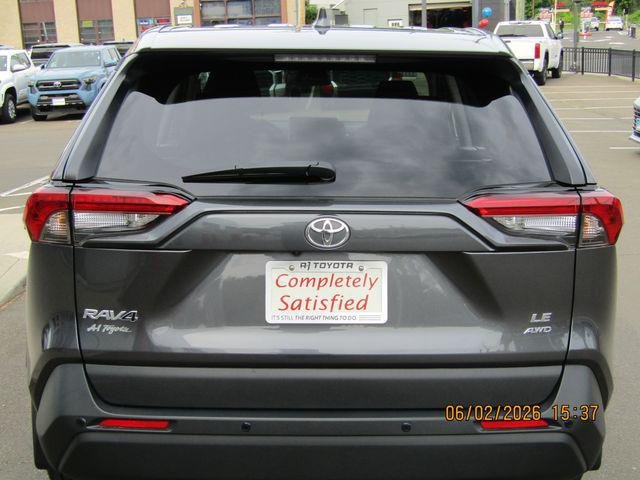 Certified Used 2023 MAGNETIC GRAY MET. Toyota  image 5