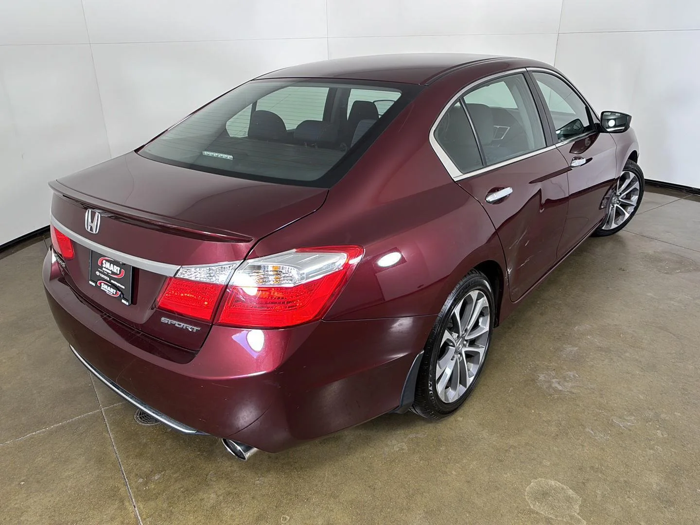 Used 2013 Basque Red Pearl II Honda Sport image 10