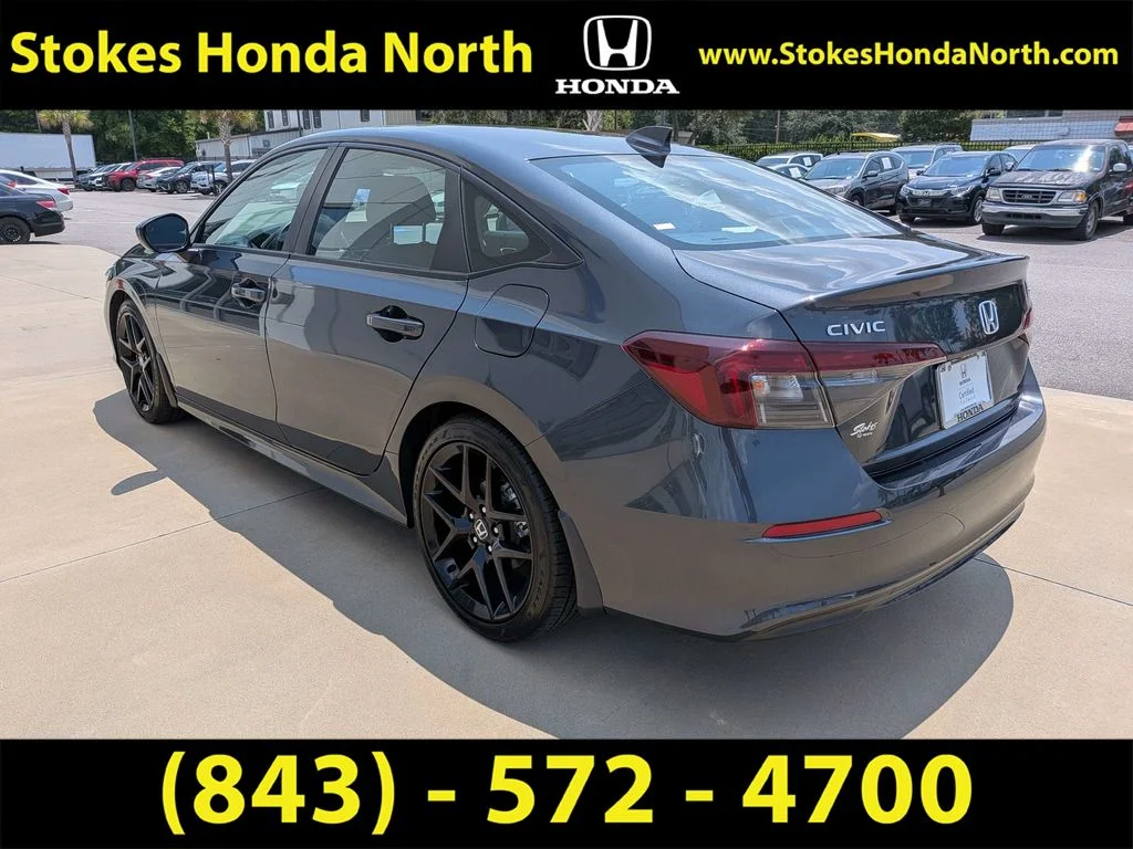 Certified Used 2025  Honda Sport image 3