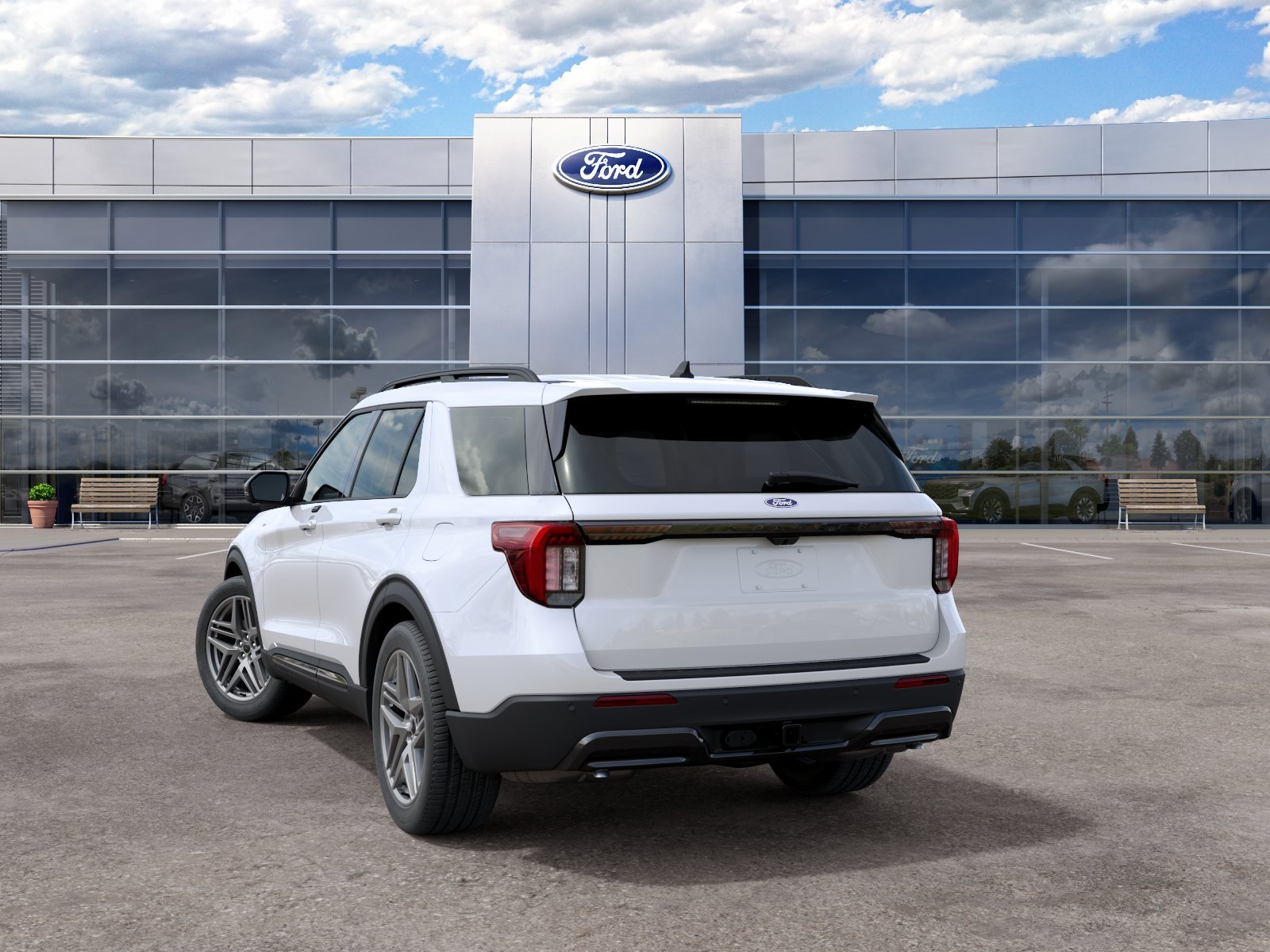 New 2027 Star White Metallic Tri-Coat Ford ST-Line image 8