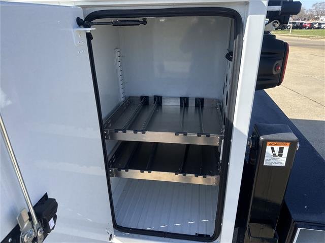 New 2026 Oxford White Ford F-550® XL image 50