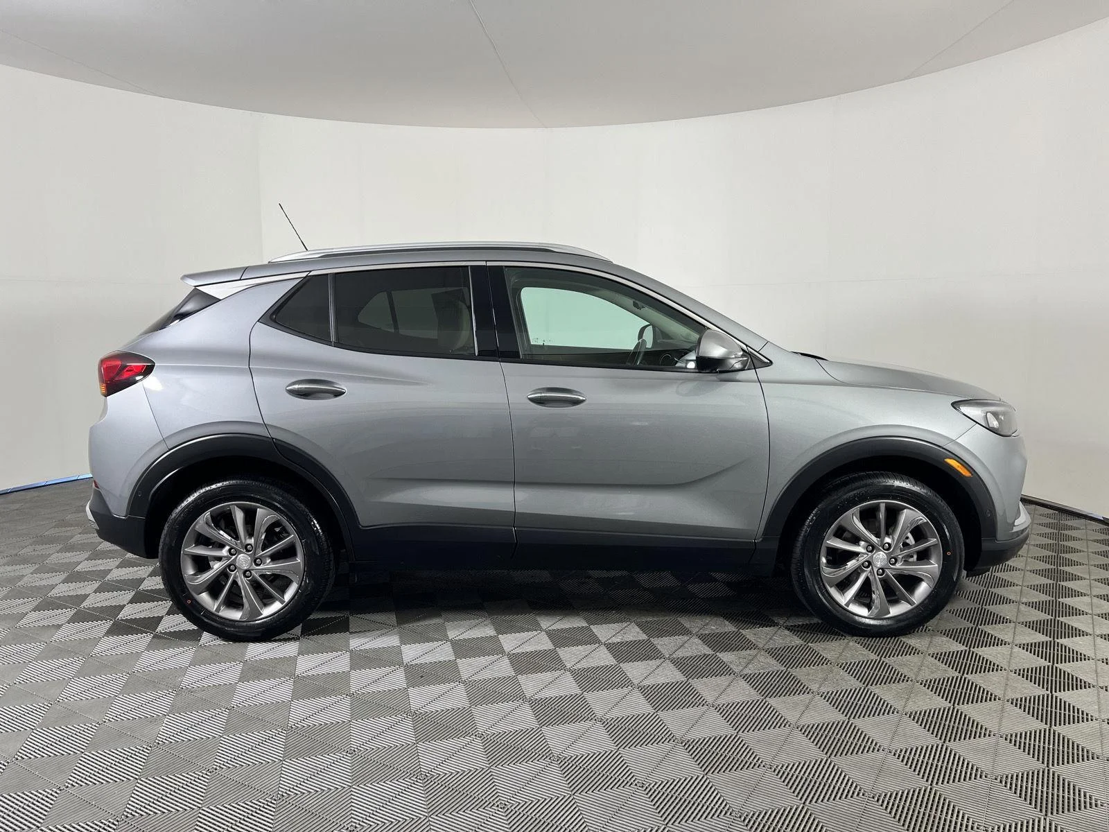Used 2023 Moonstone Gray Metallic Buick Essence image 27