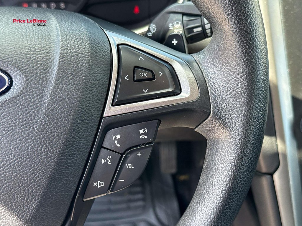 Used 2017 Ingot Silver Ford SE image 22