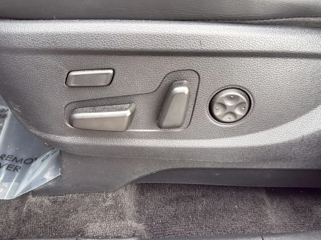 Certified Used 2020 White Hyundai Limited image 16
