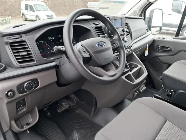 2024 Ford Transit Cutaway Base - Photo 13