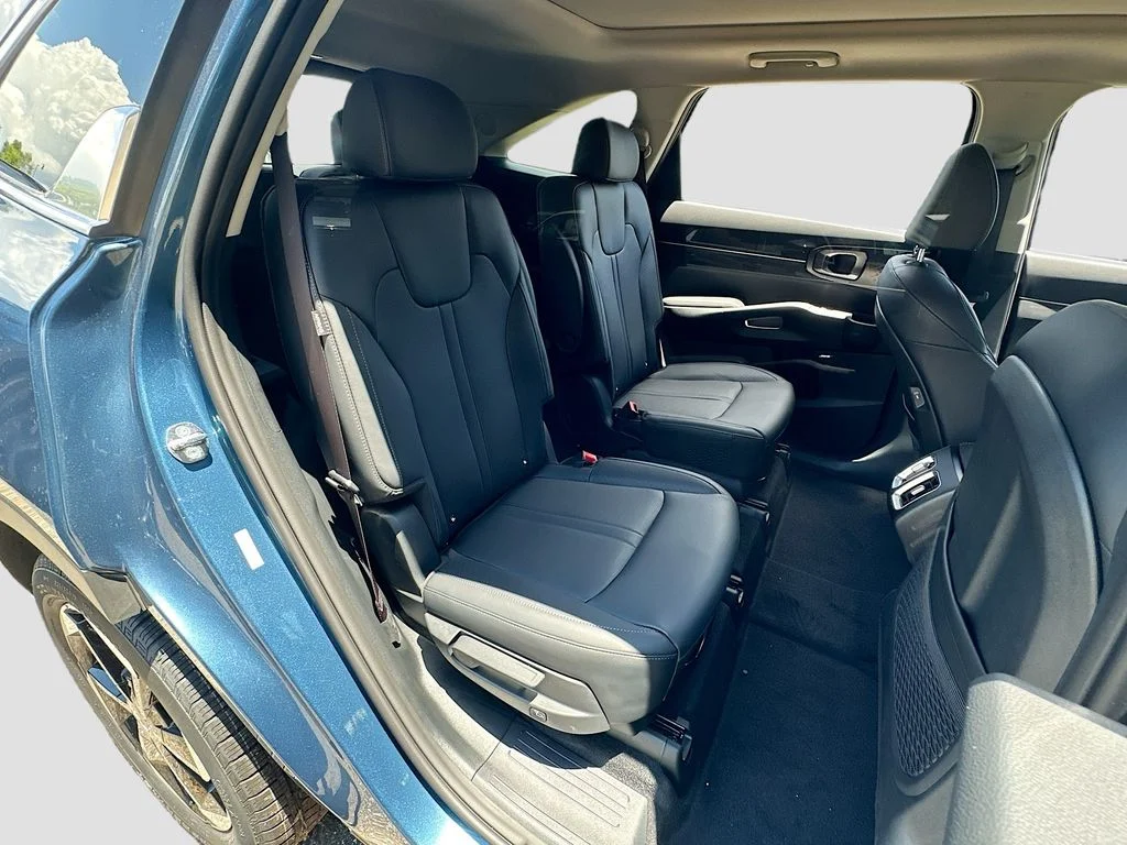 New 2026 Mineral Blue Kia EX image 29