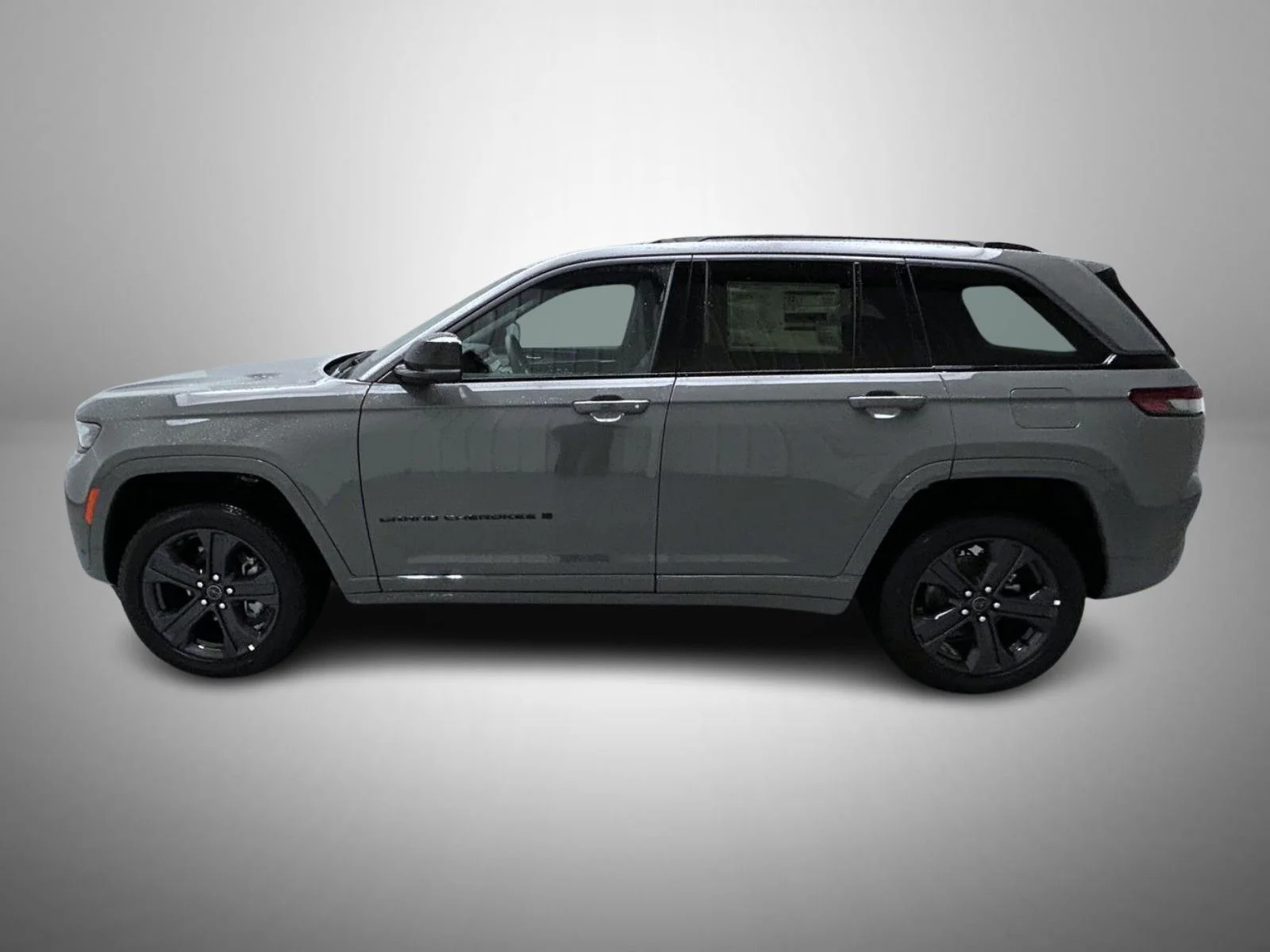 New 2027 Gray Jeep Limited Reserve image 8