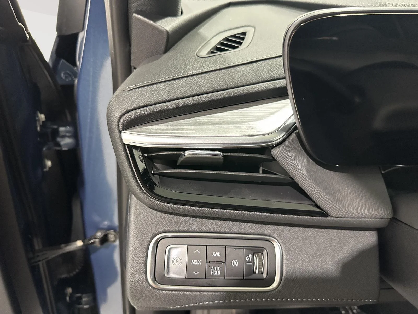 Used 2025 Ocean Blue Metallic Buick Preferred image 16