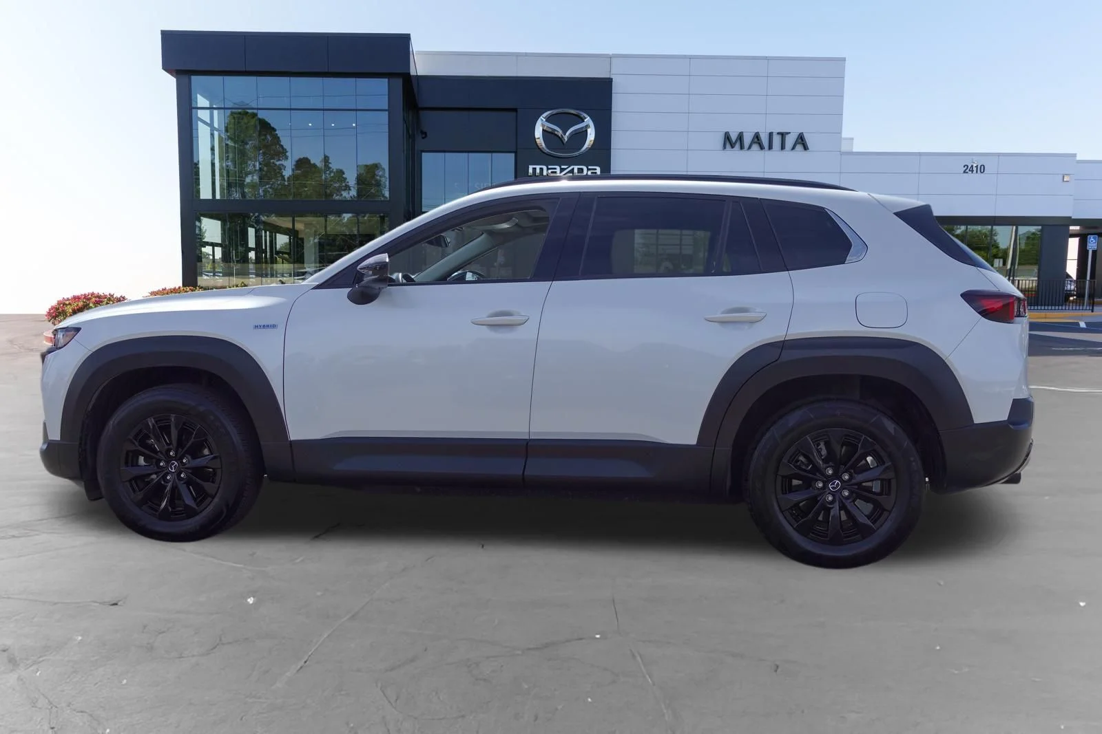 Certified Used 2025 Wind Chill Pearl Mazda Premium image 8