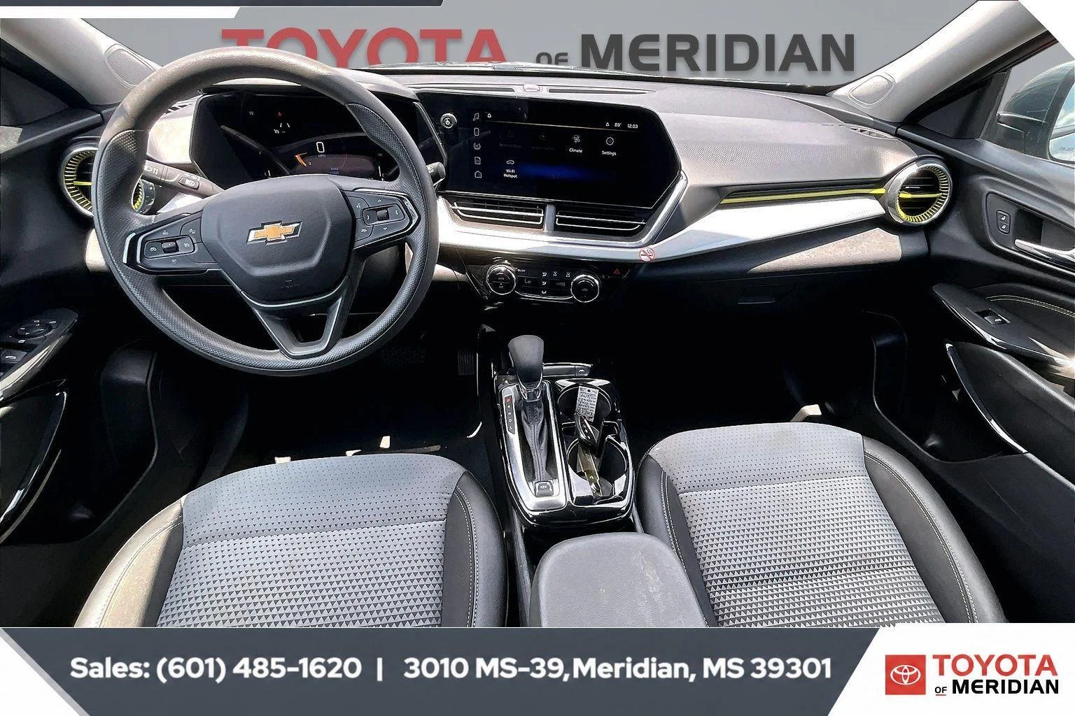 Used 2025 Cypress Gray Chevrolet LT image 13