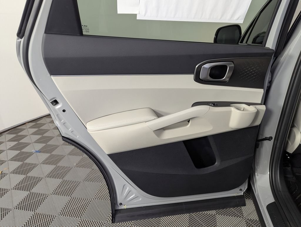 New 2026 Wolf Gray Kia S image 27