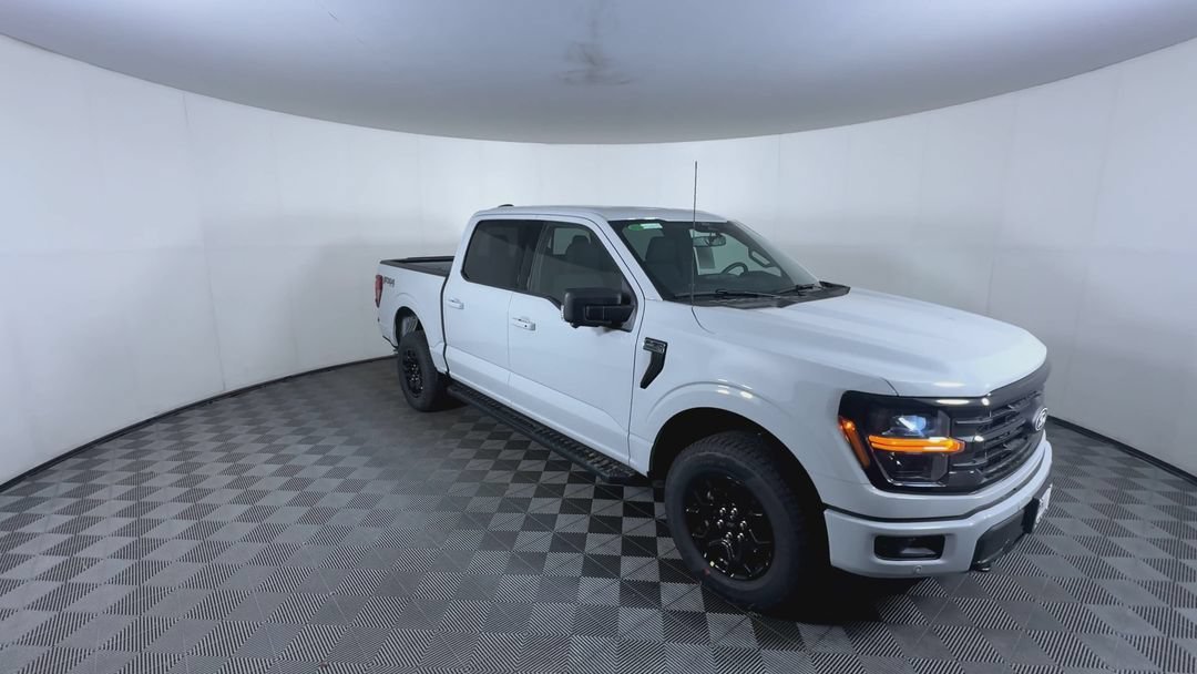 New 2026 Avalanche Ford XLT image 2
