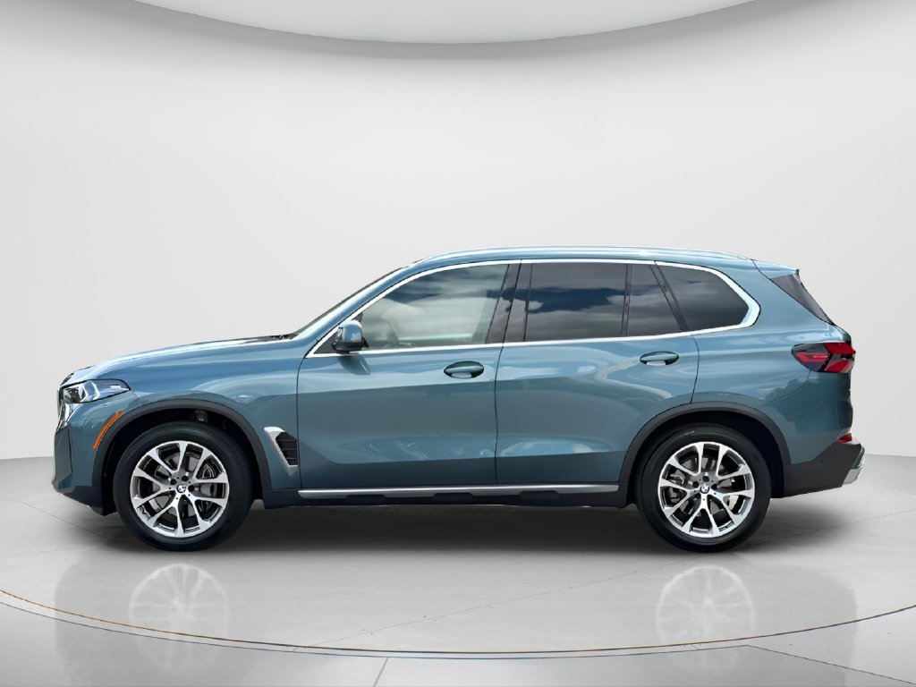 Certified Used 2024 Blue BMW xDrive40i image 8