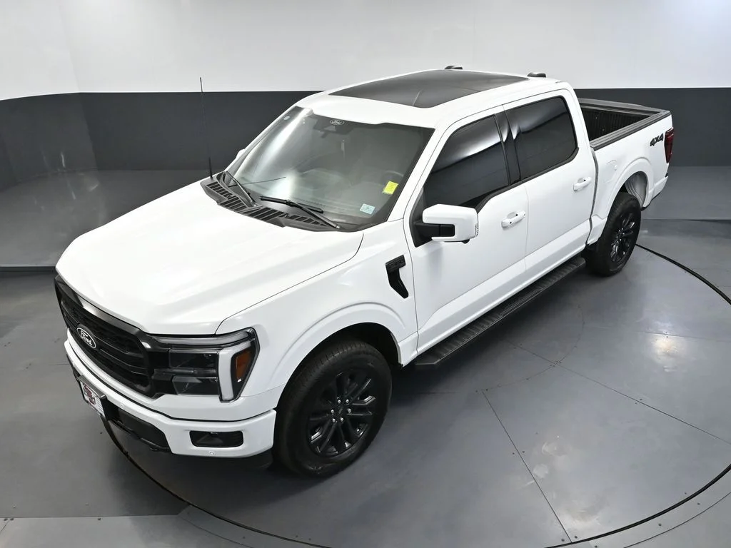 Used 2025 White Ford Lariat image 61