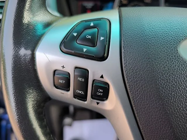Used 2014 Blue Ford XLT image 18