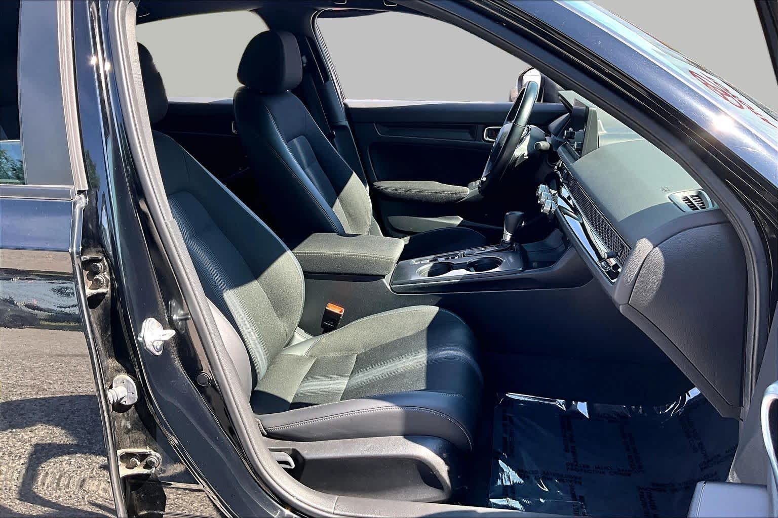 Used 2023 Crystal Black Pearl Honda Sport image 9