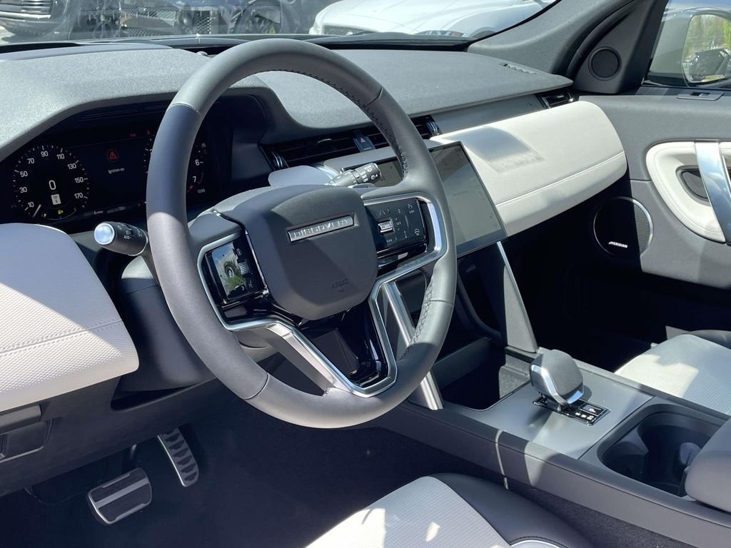 New 2026 Varesine Blue Land Rover Landmark image 13