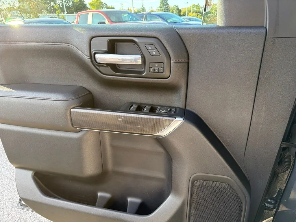 Used 2021 Blue GMC AT4 image 16
