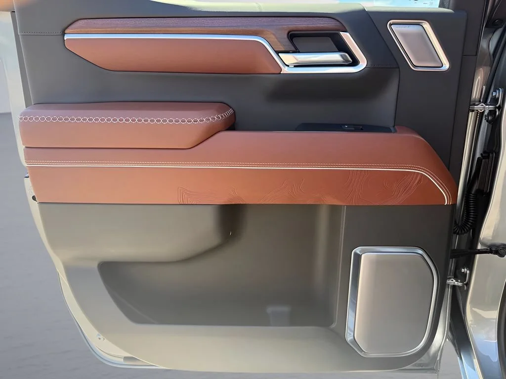 New 2026 Sterling Metallic GMC Denali Ultimate image 33