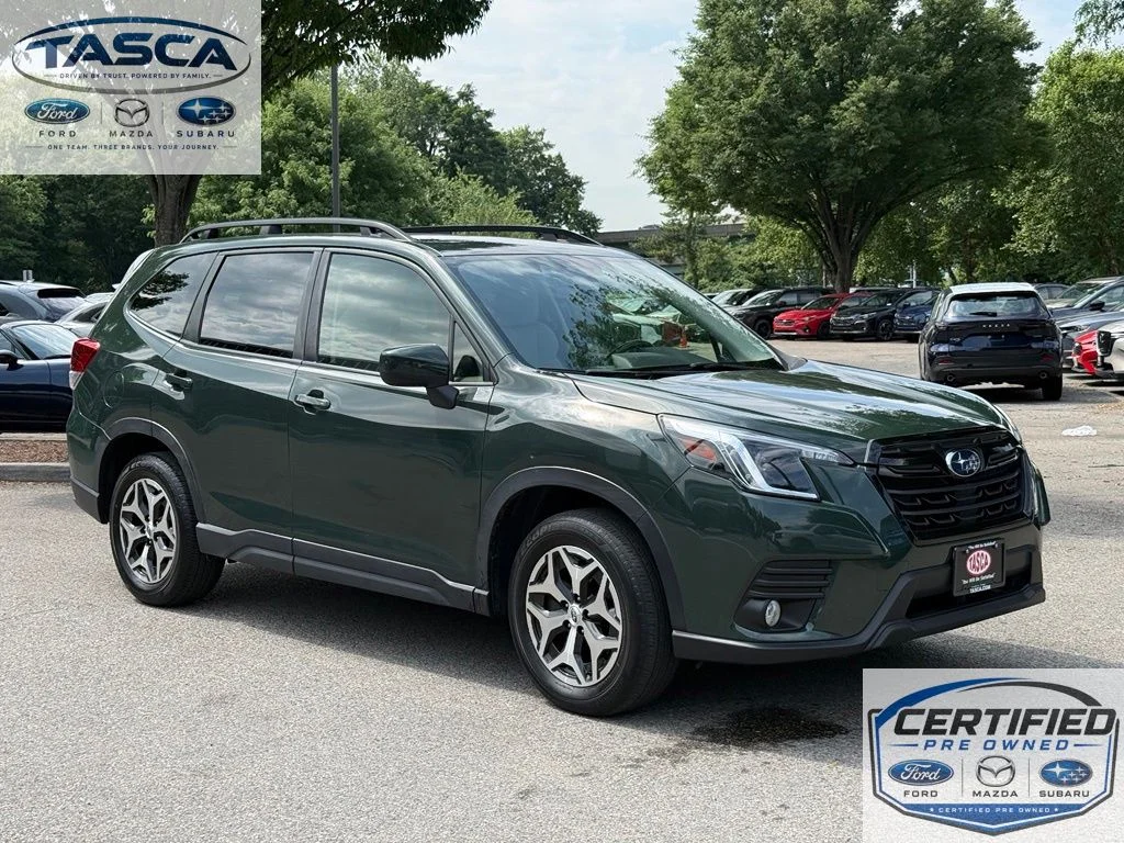 Used 2023 Cascade Green Silica Subaru Premium image 1