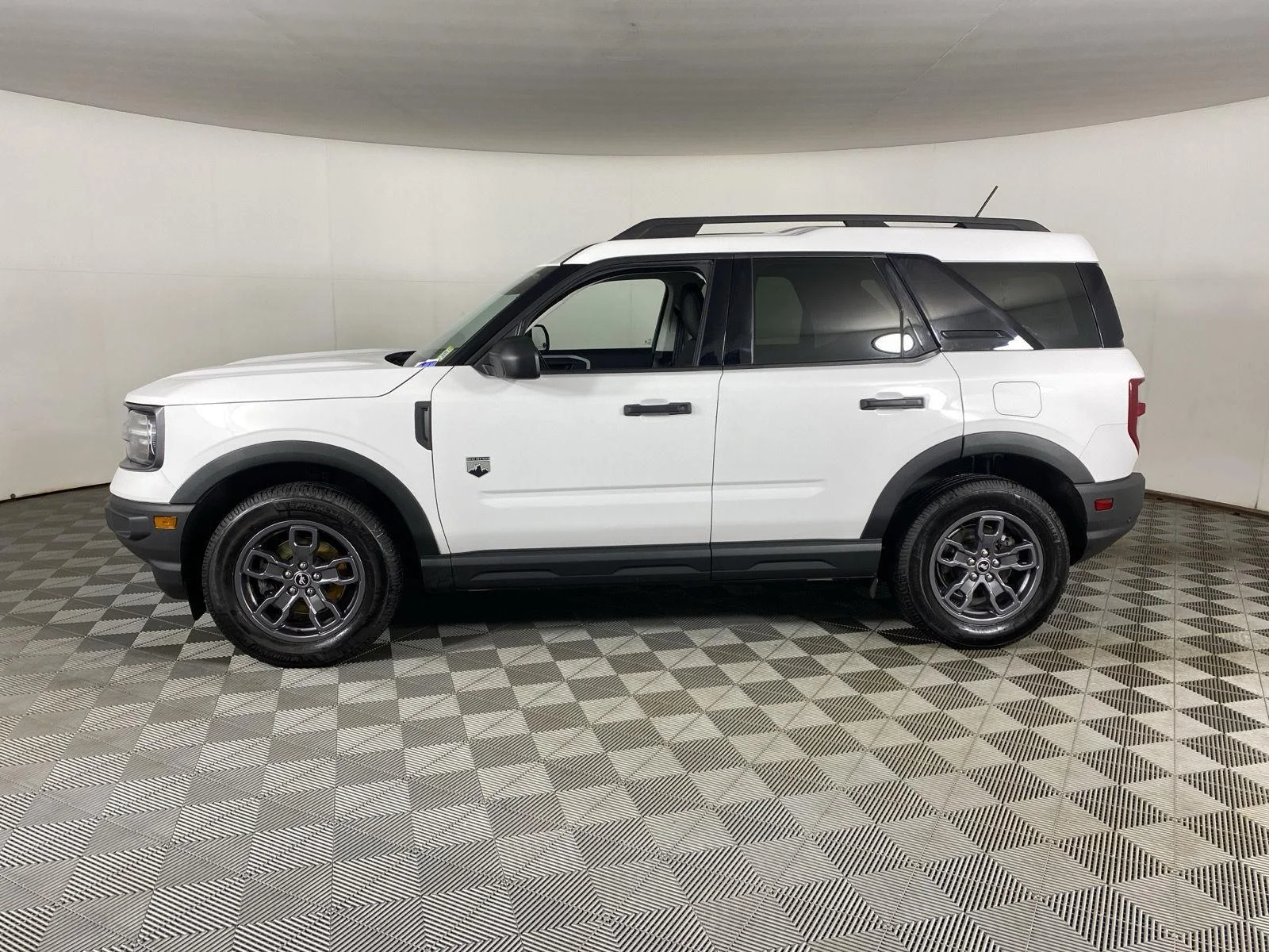 Used 2022 Oxford White Ford Big Bend image 7