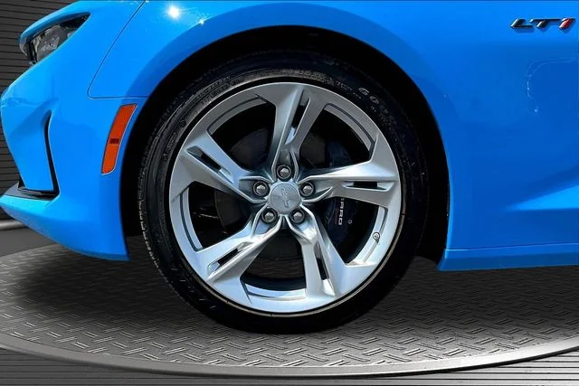 Used 2022 Blue Chevrolet LT1 image 32