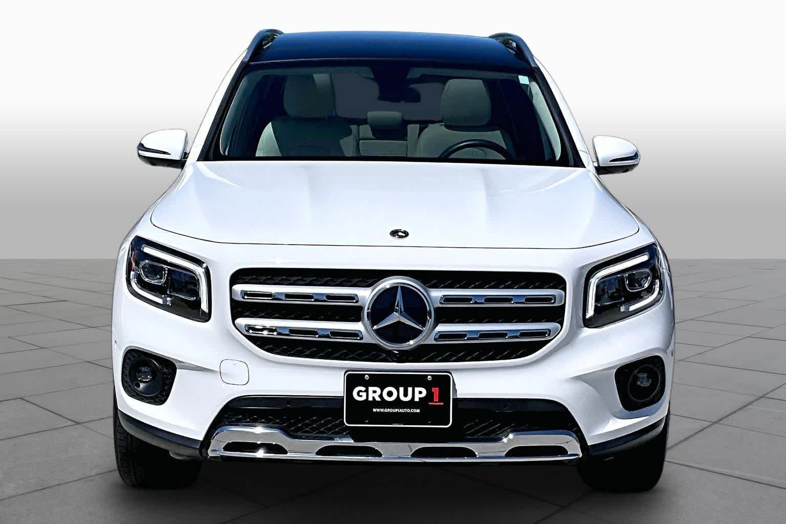 Used 2023 Polar White Mercedes-Benz GLB 250 image 4
