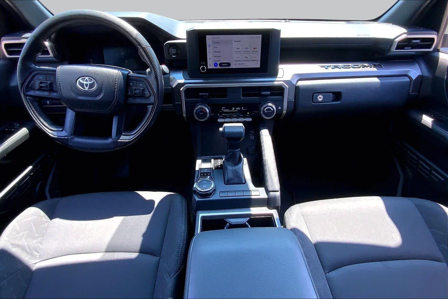 Used 2025 Underground Toyota SR5 image 15